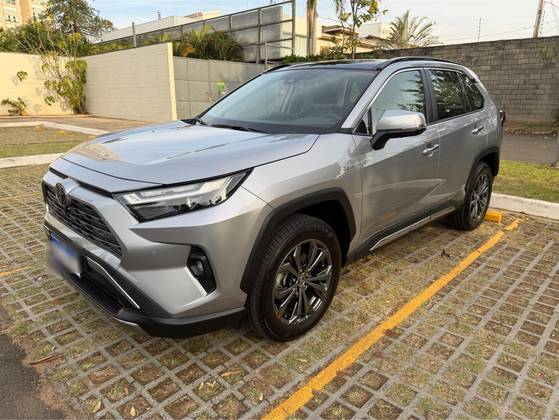 TOYOTA COROLLA CROSS 1.8 VVT-I HYBRID FLEX XRX CVT TOYOTA COROLLA CROSS 1.8 VVT-I HYBRID FLEX XRX CVT